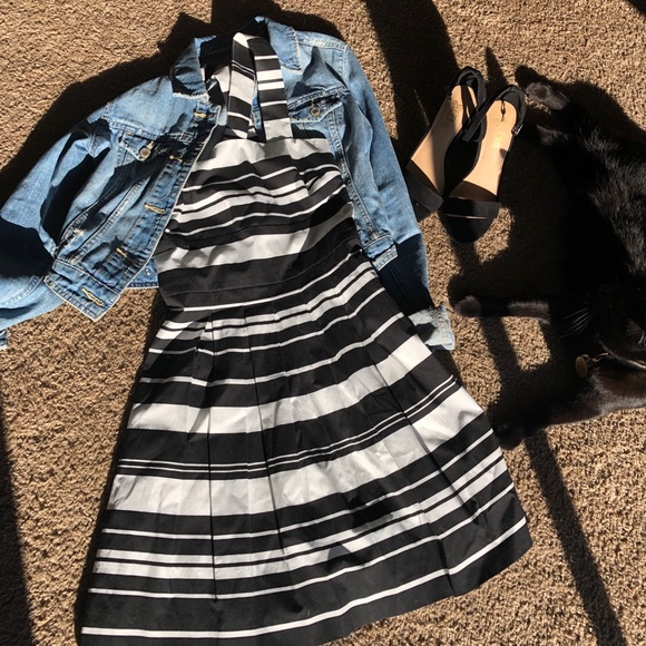 Banana Republic black/white stripe dress - Picture 2 of 6